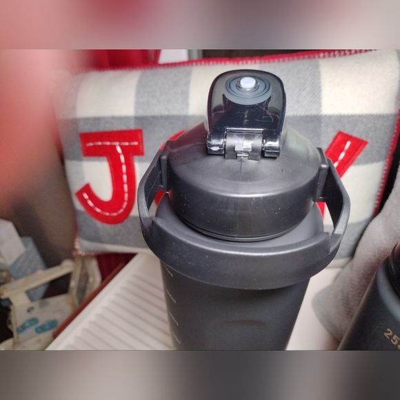 3 BLACK w/Gold writing Water Bottles Set: 64oz, 25oz, 10oz, All with Handles - Picture 16 of 16